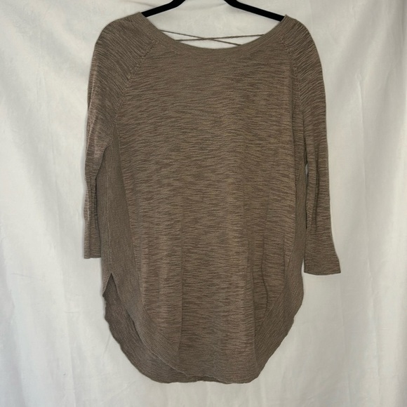 EXPRESS ROUNDED HEM OVERSIZED TUNIC TOP (S) - Picture 1 of 7